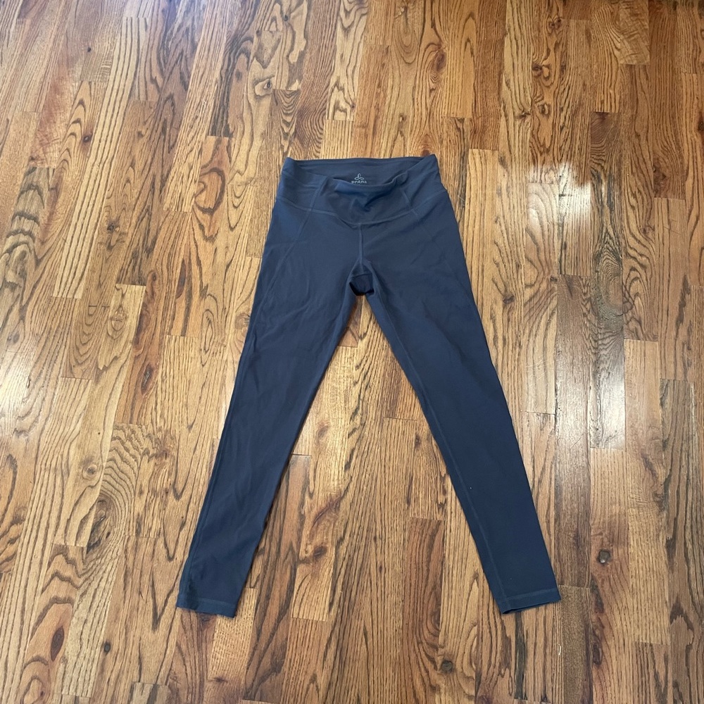 Prana leggings. 25” inseam. Worn once.